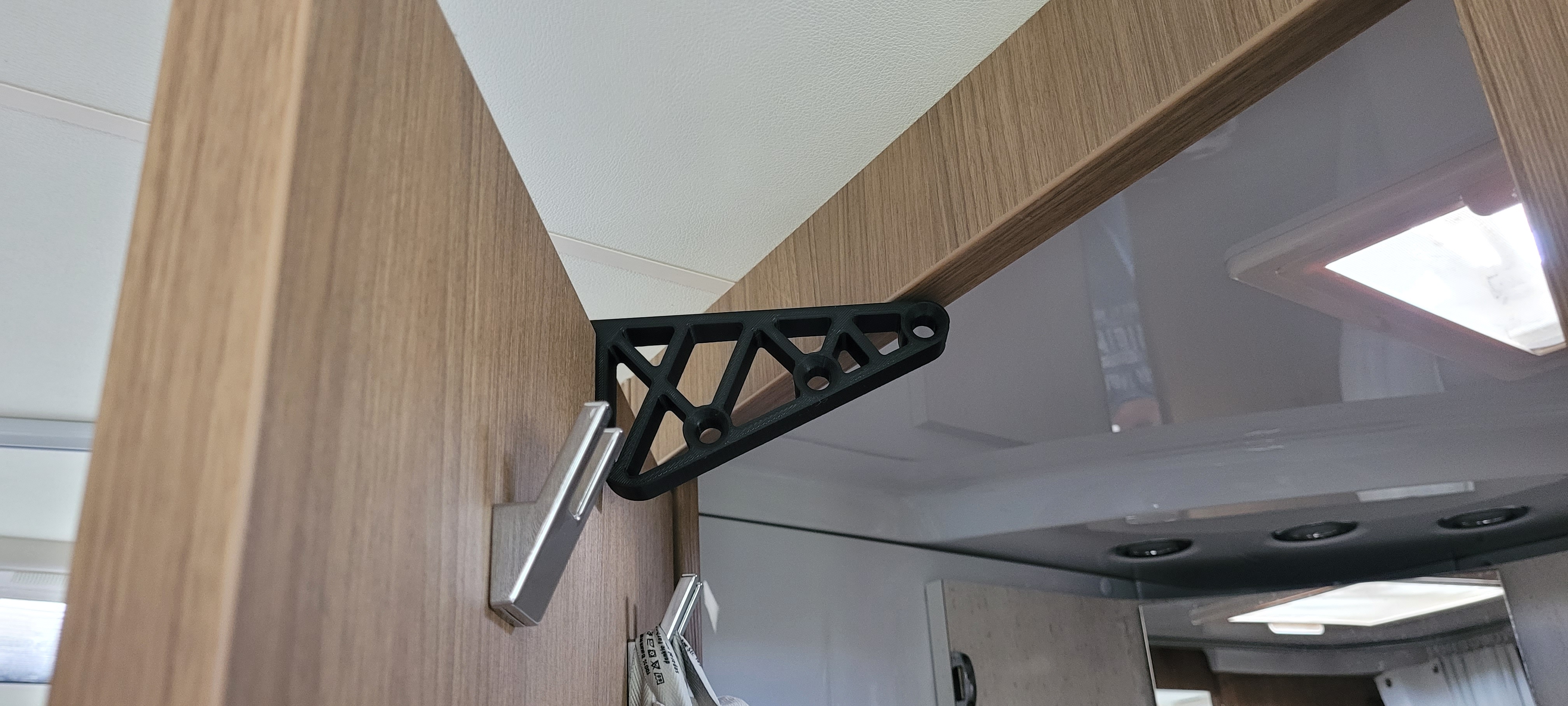 Kleiderbügelhalter Badtür